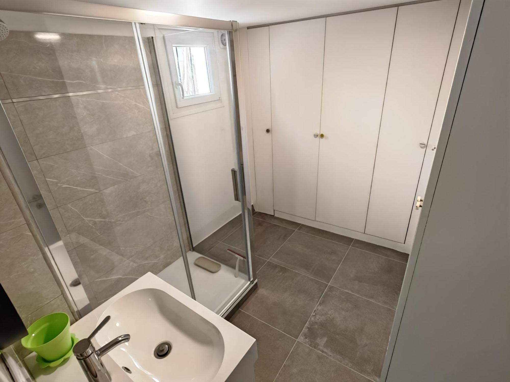 Holiday home Superbe Maison Loft 80 M2 Au Calme Avec Jardin Et Parking Prives Proche Paris La Vallee Village Fontenay-sous-Bois